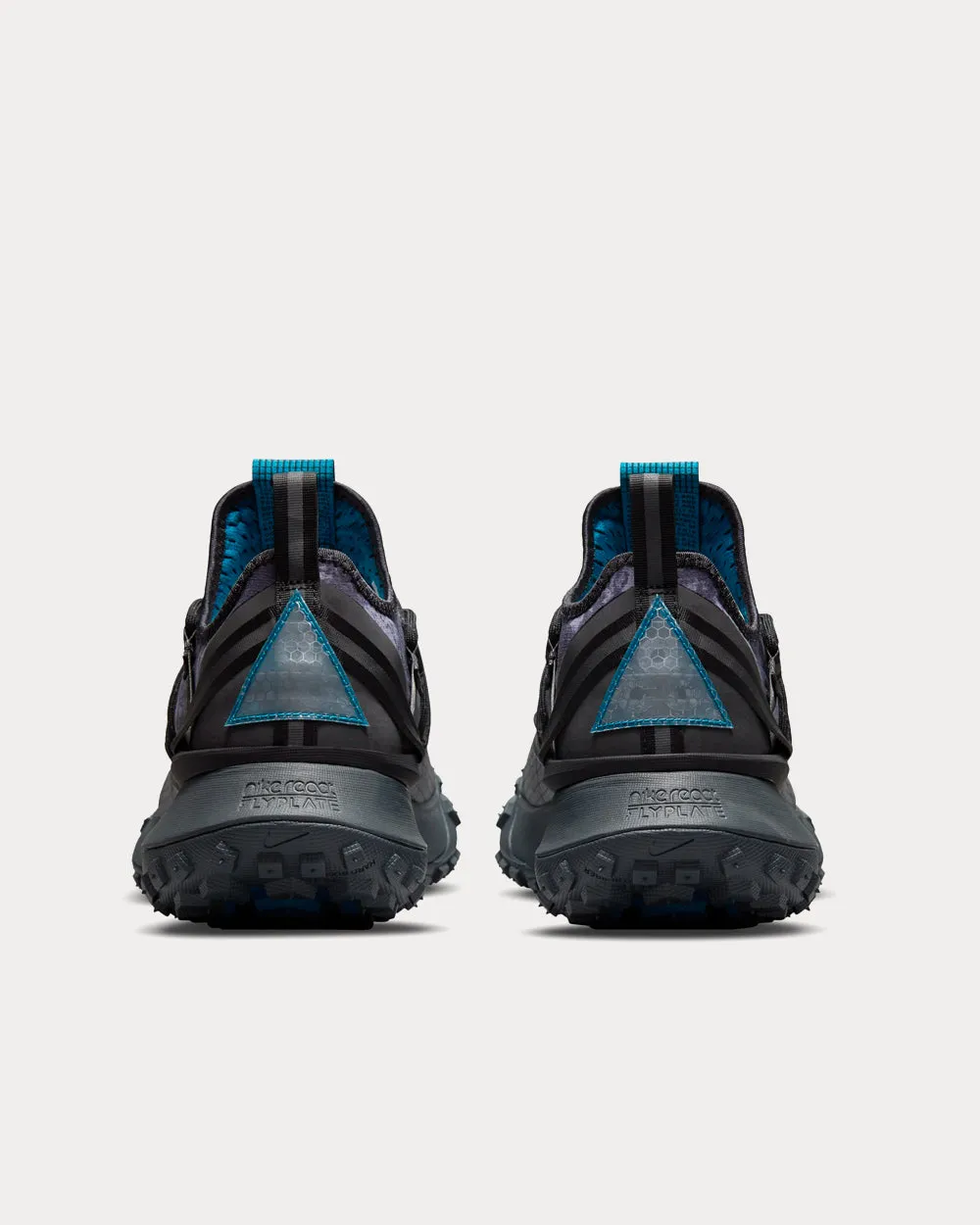 ACG Mountain Fly Black / Purple Low Top Sneakers