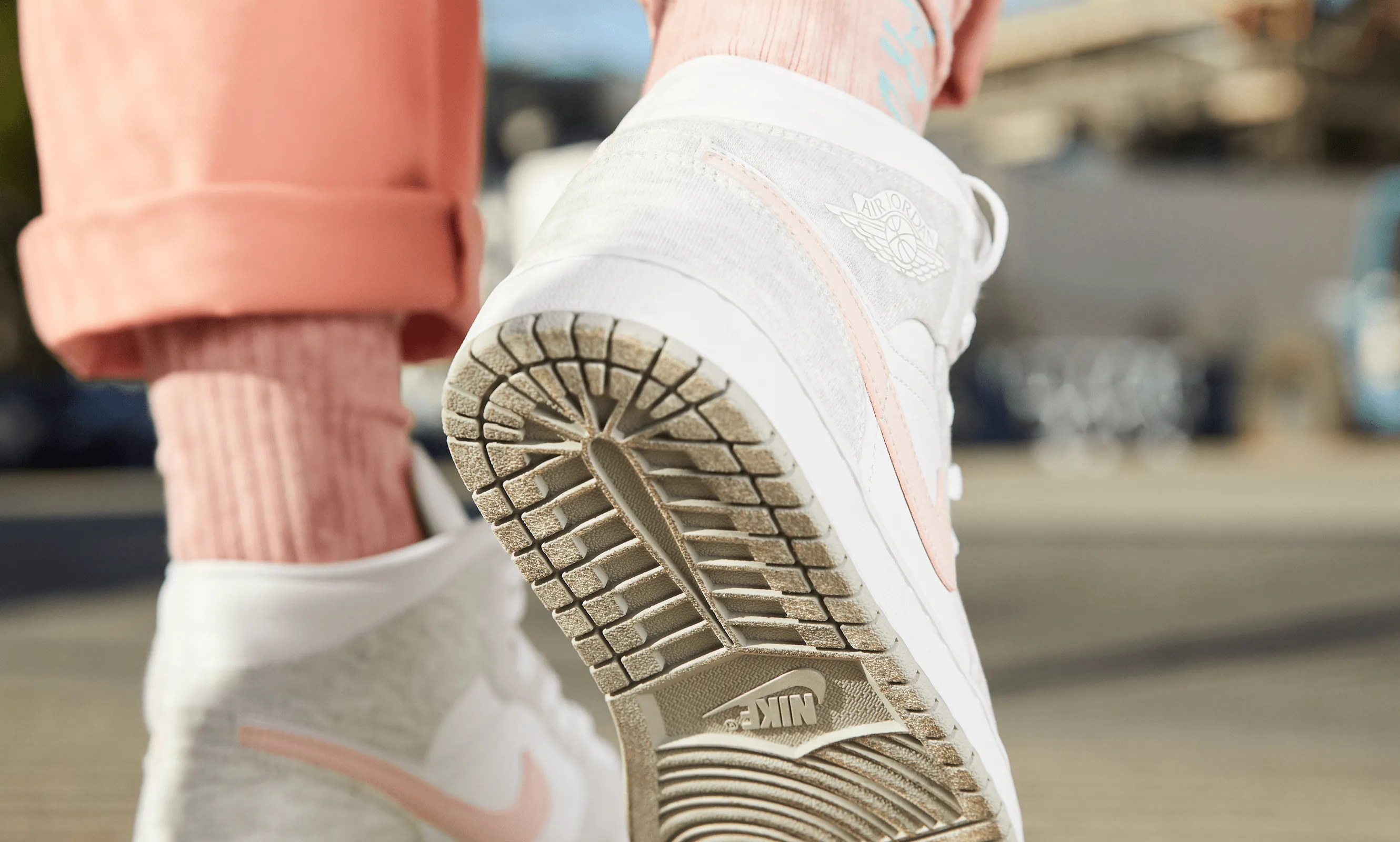 Air Jordan 1 Mid SE - Women's