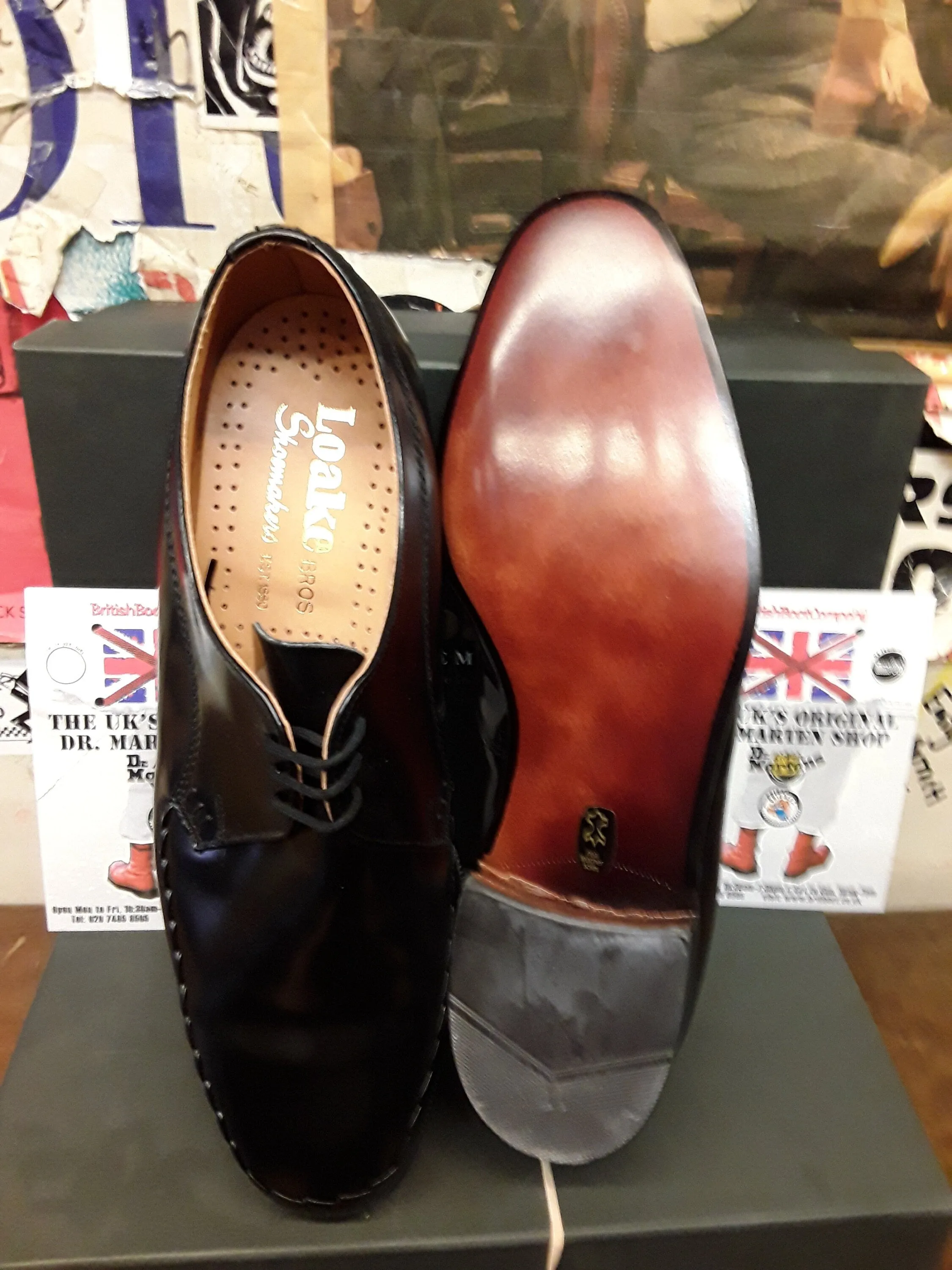 Loakes Made in England, Size UK 9.5, Vintage 80's, Black Leather Shoes, 3 Hole Shoe  / 761b