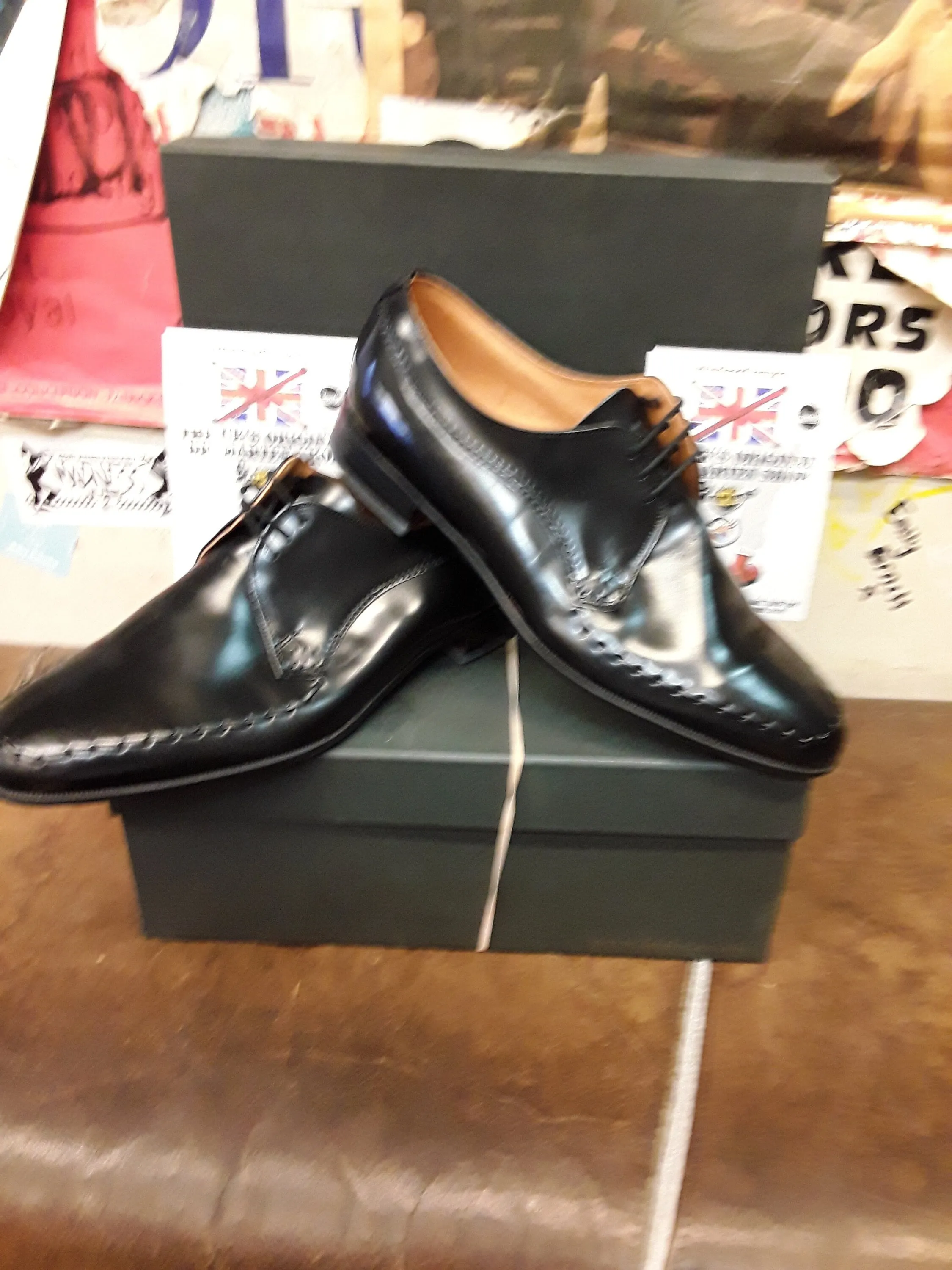Loakes Made in England, Size UK 9.5, Vintage 80's, Black Leather Shoes, 3 Hole Shoe  / 761b