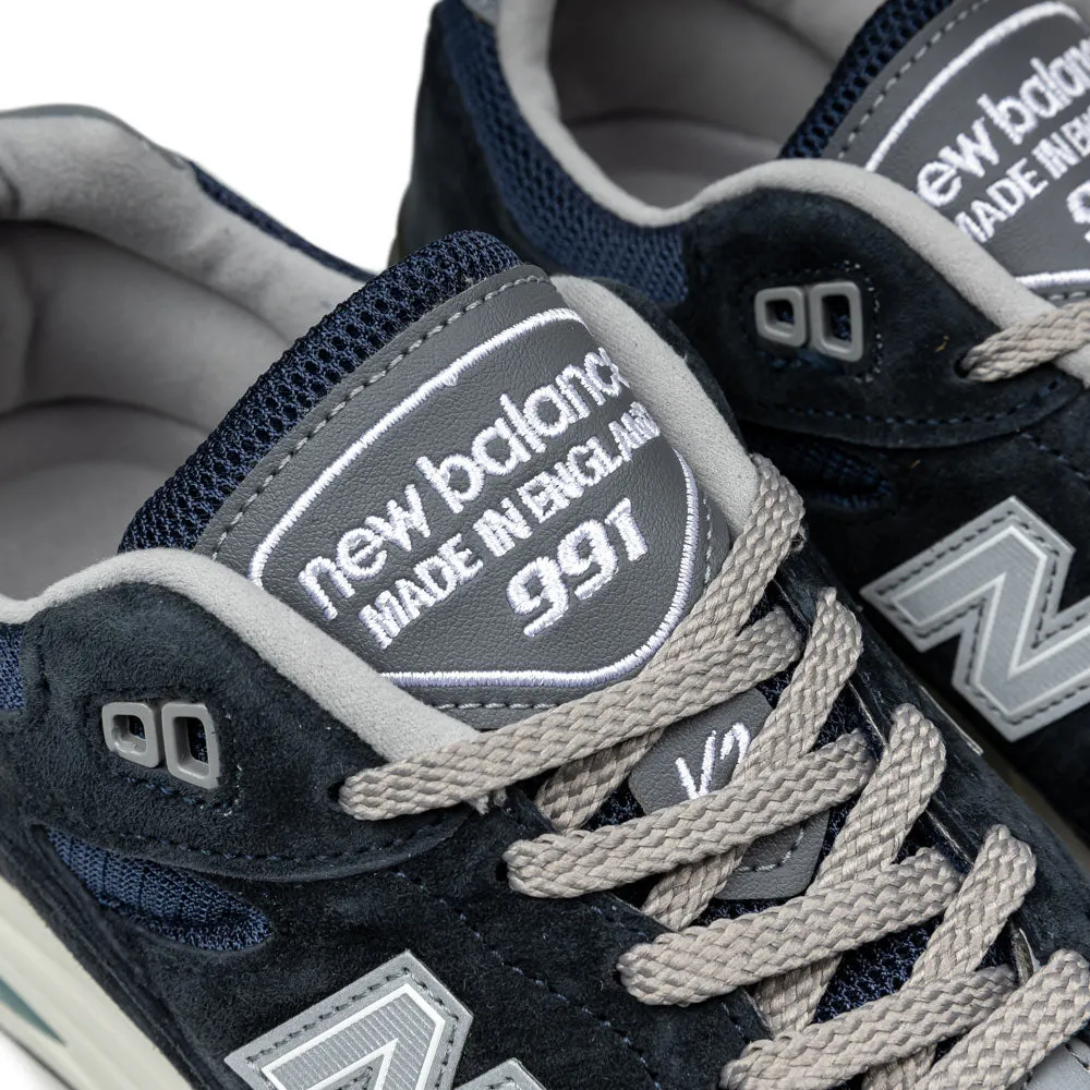 MADE in UK 991v2 | Dark Navy
