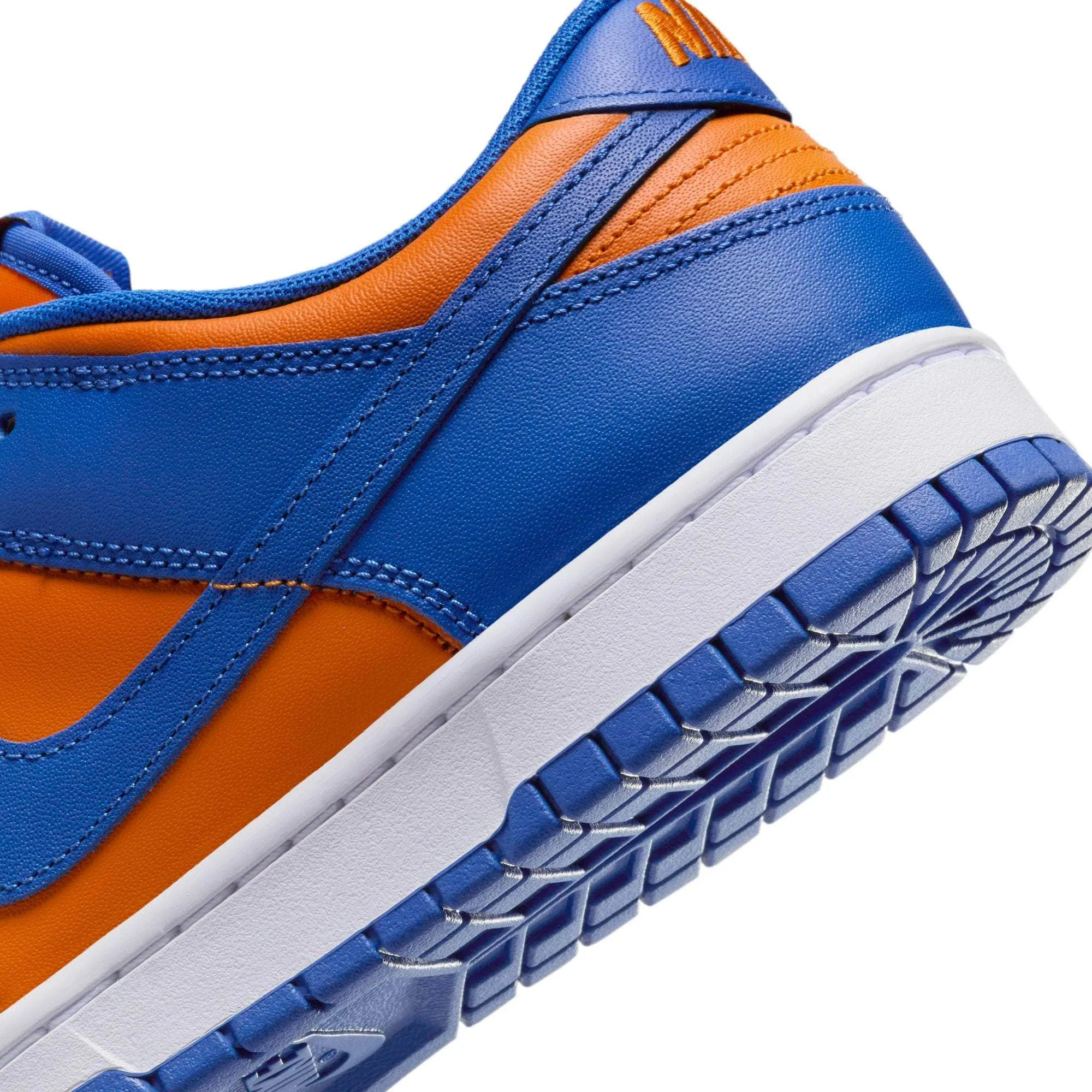 Nike Dunk Low Retro "Knicks" - Men's
