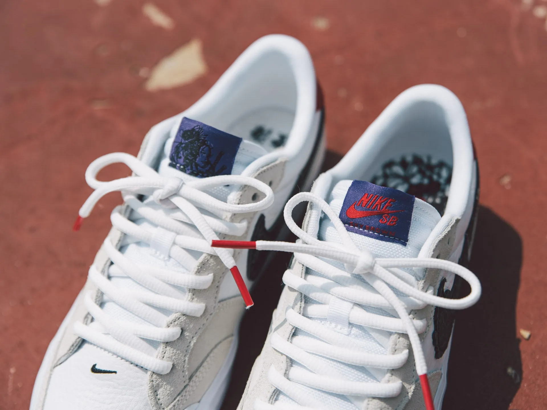 Nike SB Women's Zoom Pogo Plus x Sky Brown 'White/Sail'