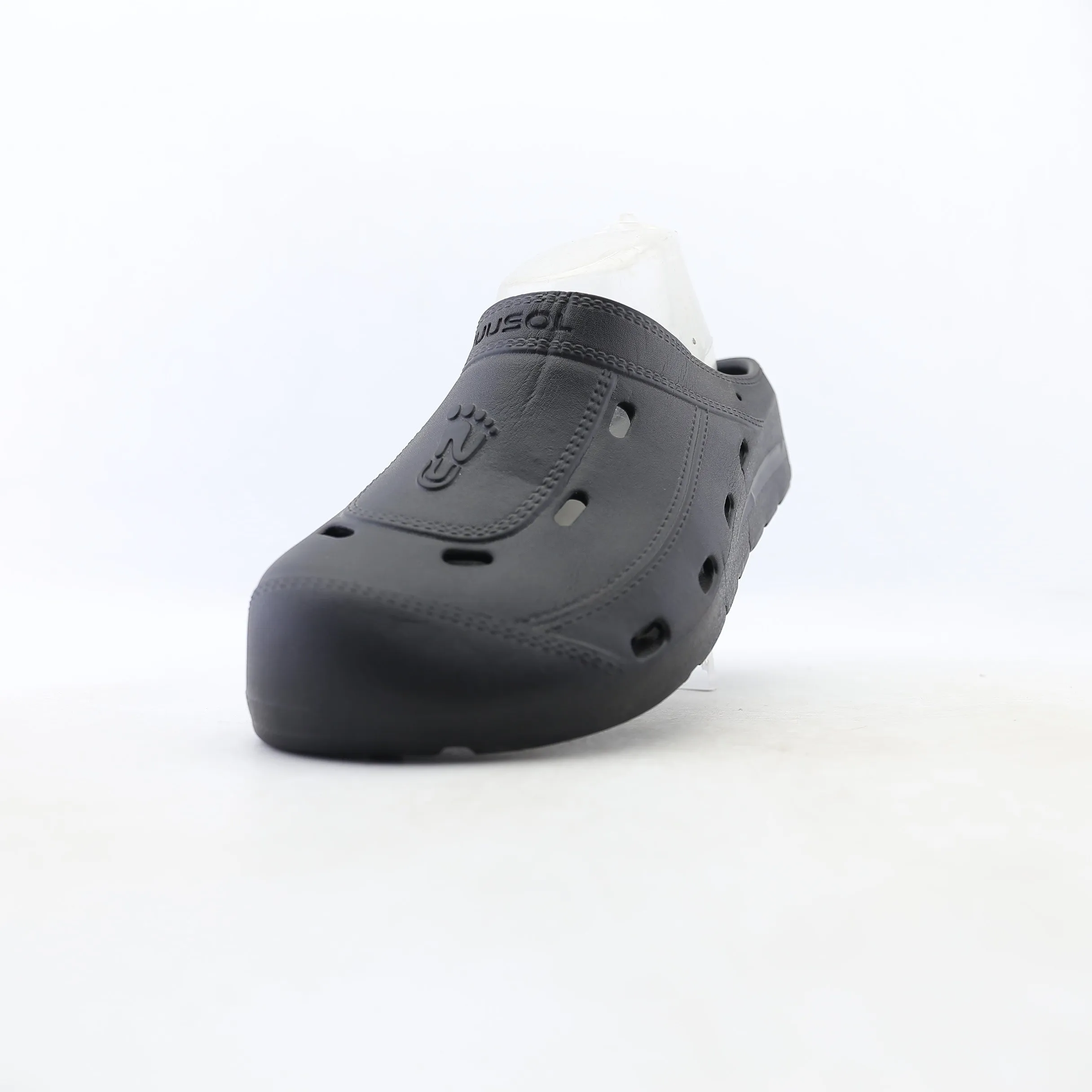 NUUSOL - MCCALL CLOG-CLEARANCE - BLACK
