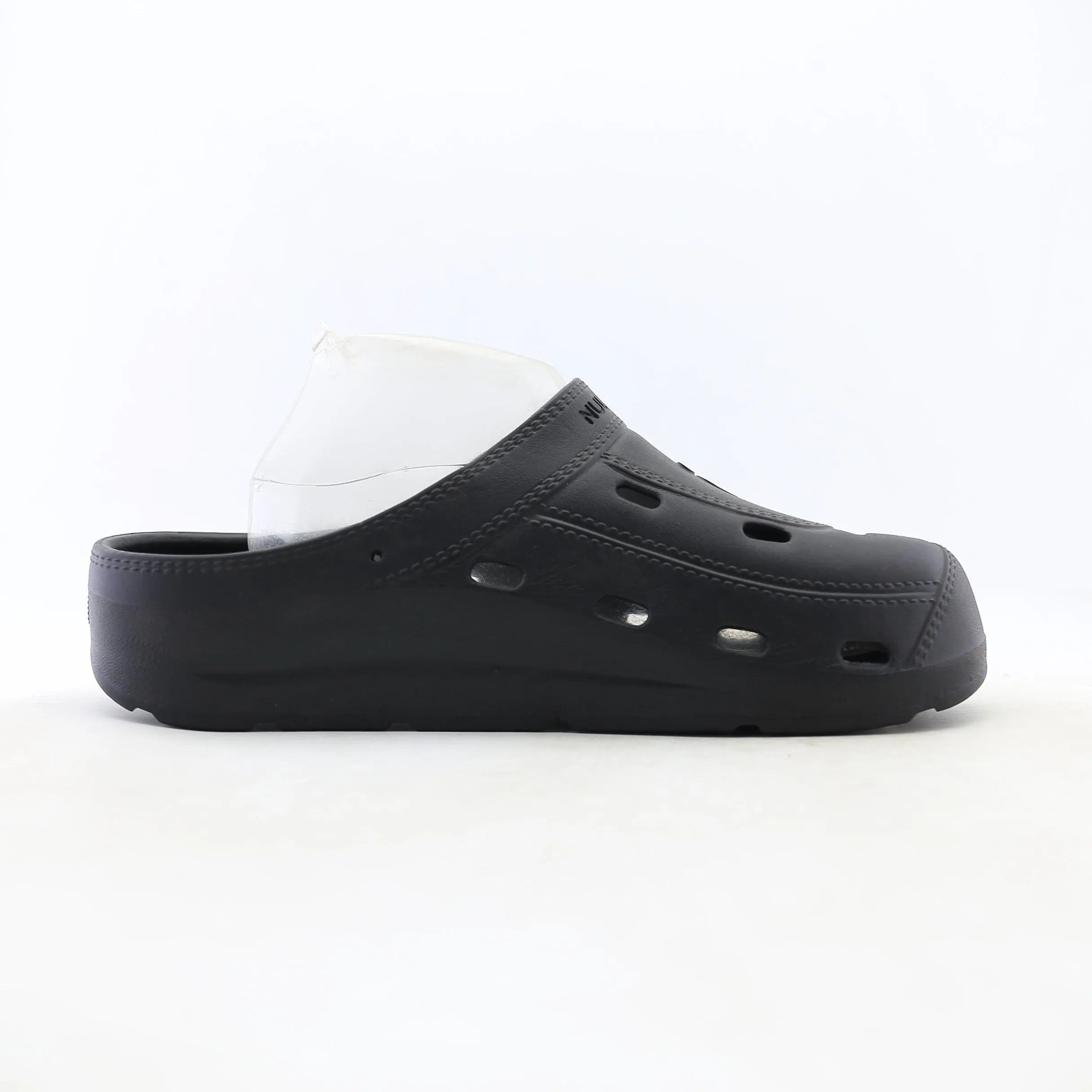 NUUSOL - MCCALL CLOG-CLEARANCE - BLACK