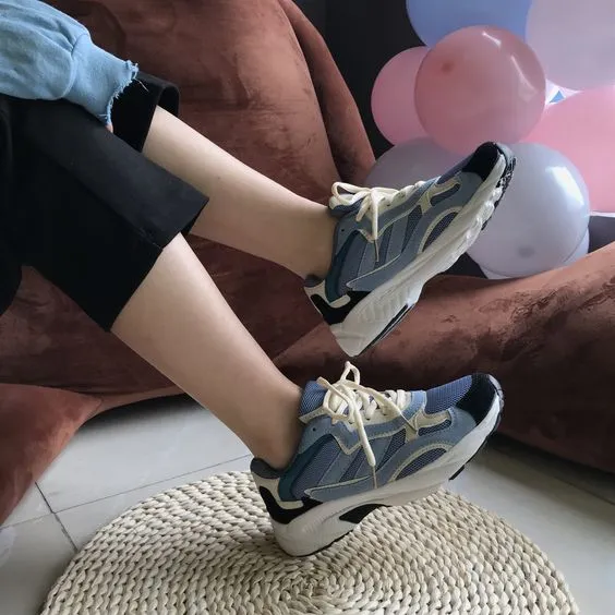 Trendy Lightweight Mesh Running Shoes