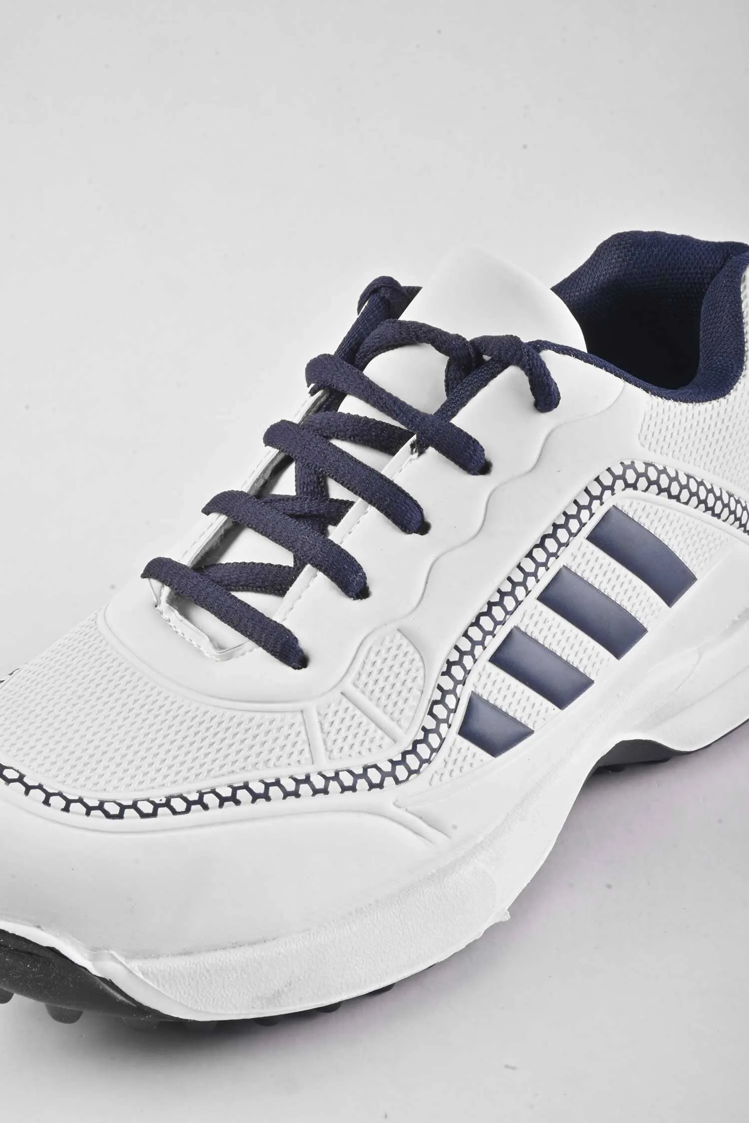 Walk Men's Benin Sports Gripper Shoes