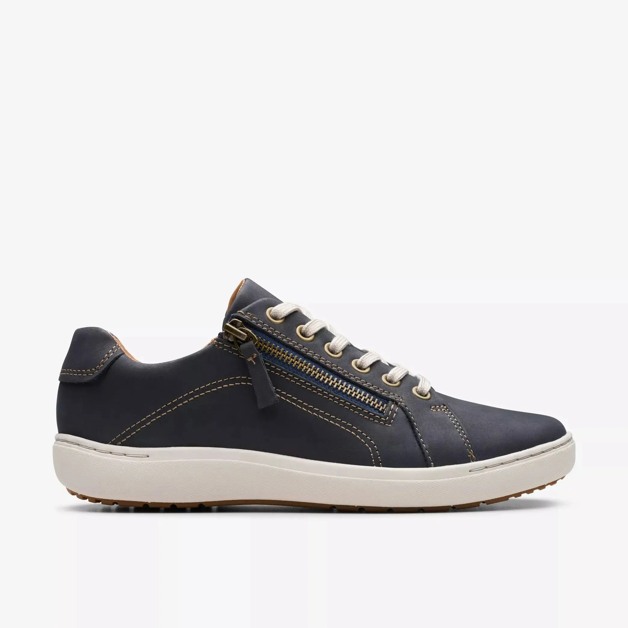 Women’s Clarks Nalle Lace – Lightweight Comfort & Modern Style
