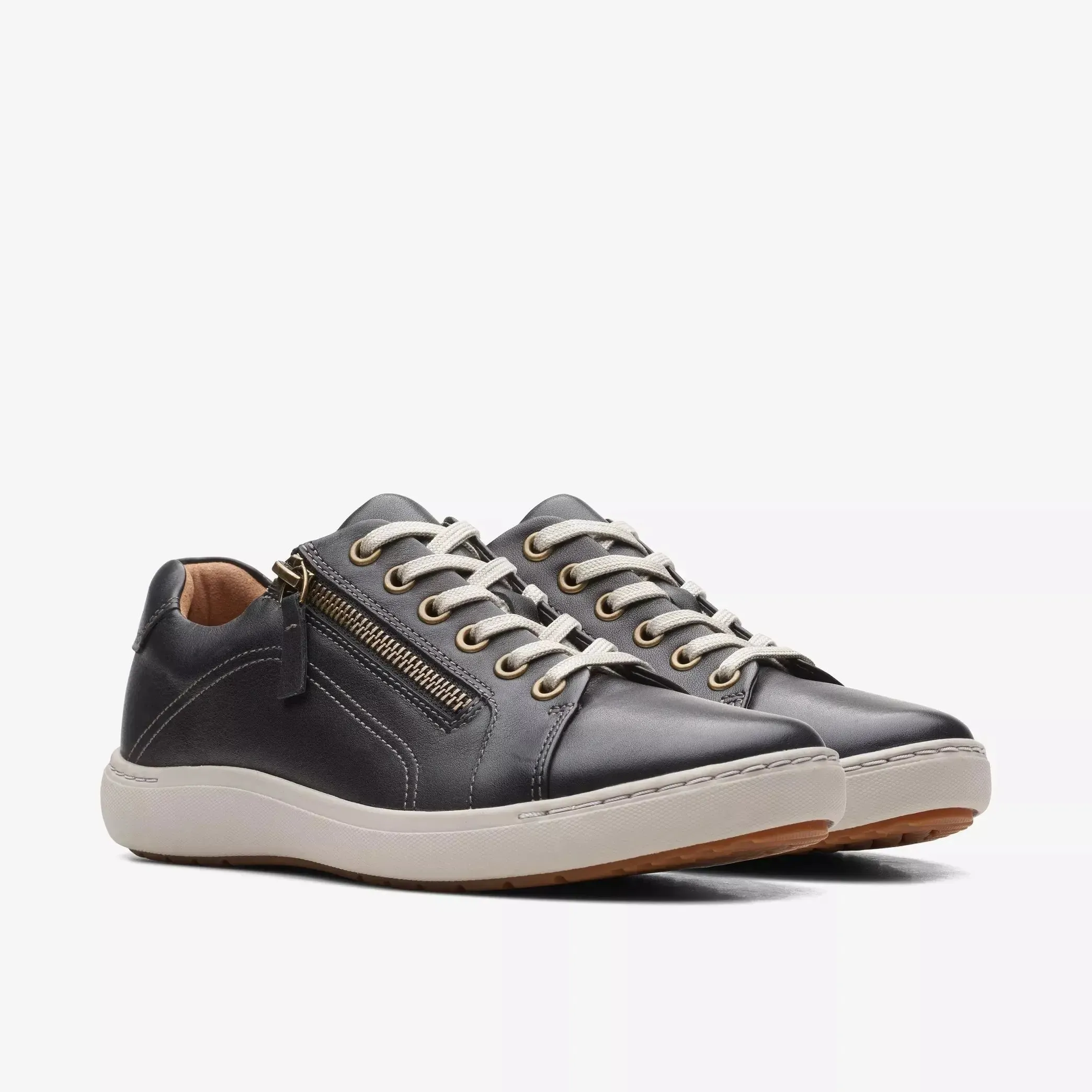 Women’s Clarks Nalle Lace – Lightweight Comfort & Modern Style