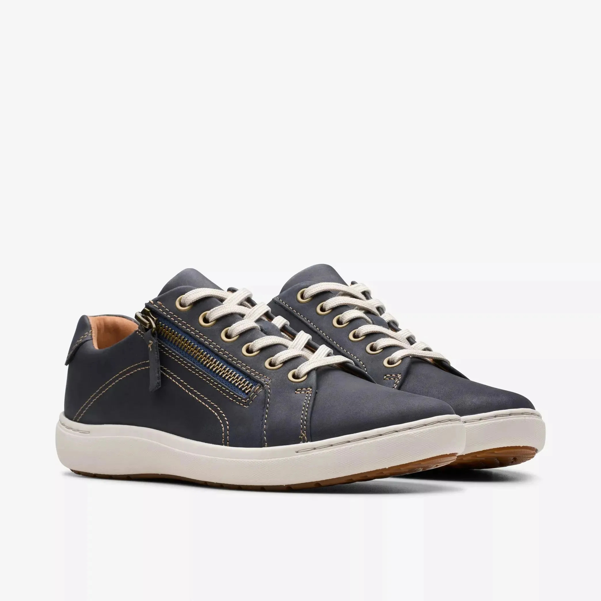 Women’s Clarks Nalle Lace – Lightweight Comfort & Modern Style
